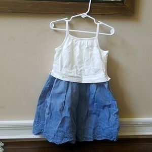 Gap ballet dress for 4 year old.